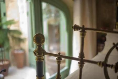 The Burrow Guest House - 18