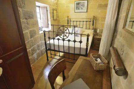 The Burrow Guest House - 75