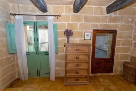 The Burrow Guest House - 141