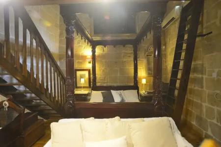 The Burrow Guest House - 155