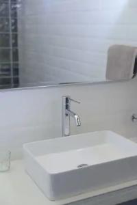 The Burrow Guest House - 43