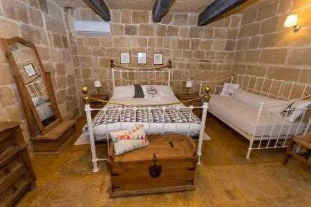 The Burrow Guest House - 139