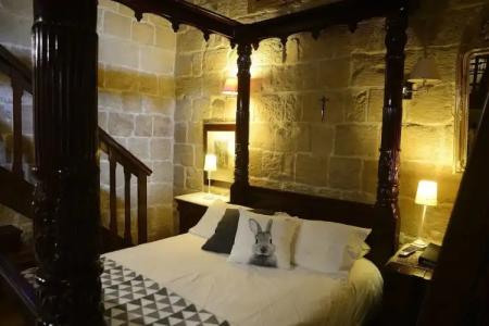 The Burrow Guest House - 151