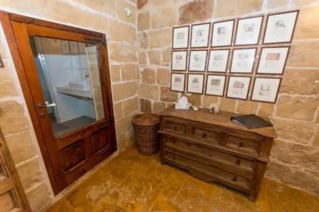 The Burrow Guest House - 140