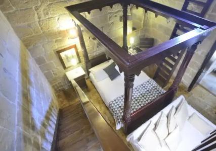 The Burrow Guest House - 150