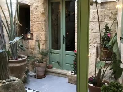 The Burrow Guest House - 166