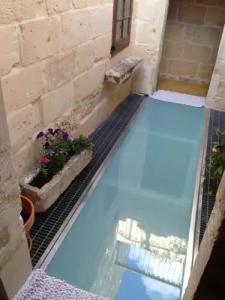 The Burrow Guest House - 15