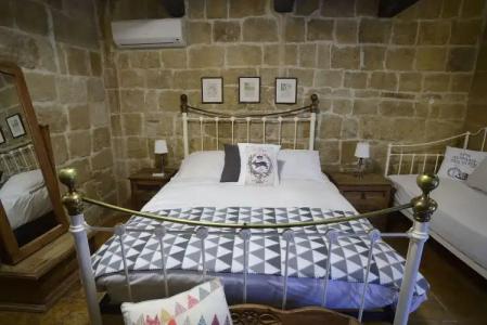 The Burrow Guest House - 3