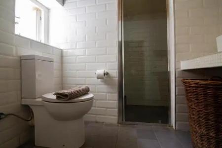 The Burrow Guest House - 129