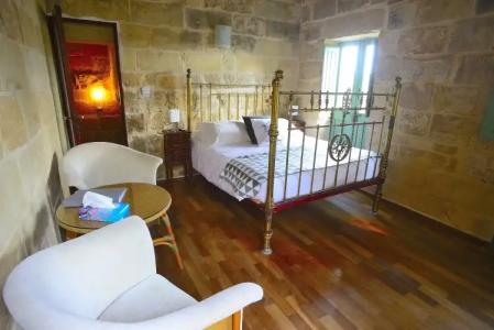 The Burrow Guest House - 50