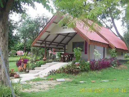 Happiness Resort - 2