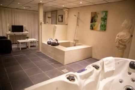 Amicitia Sneek - 18