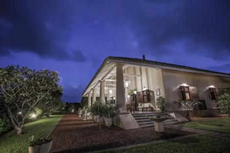 Elevated Villa Overlooking Tranquil Koggala Lake - 34