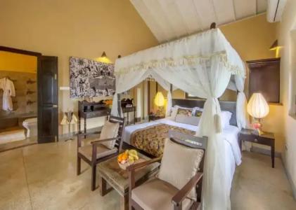 Elevated Villa Overlooking Tranquil Koggala Lake - 57