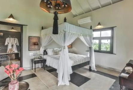 Elevated Villa Overlooking Tranquil Koggala Lake - 61