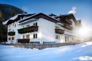 Valluga Hotel, St. Anton