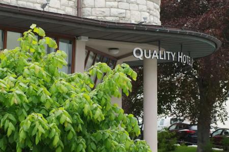 Quality Waterfront - 38