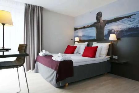 Quality Waterfront - 3