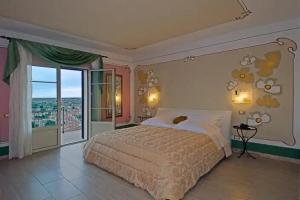 La Chandelle, Massarosa