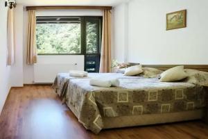 Strannopriemnitsa Guest House, Bozhentsi