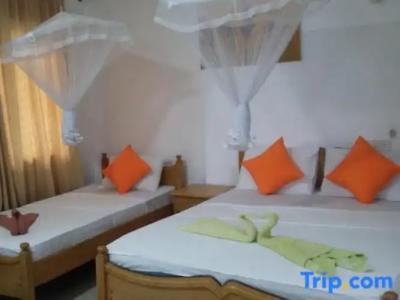 Oasis Beach Resort - 25