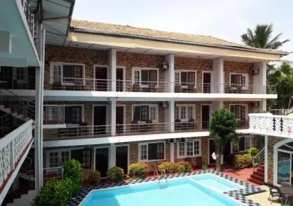 Oasis Beach Resort - 10