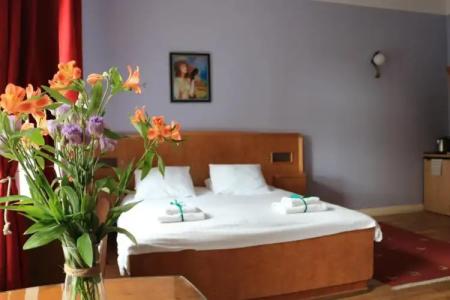 Chopin Boutique - 75