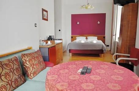 Chopin Boutique - 70