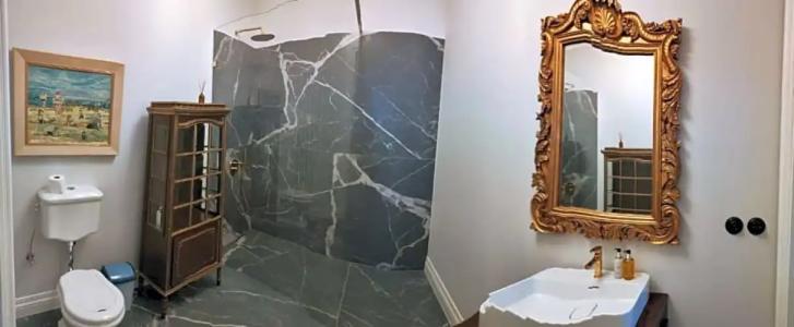 Chopin Boutique - 120