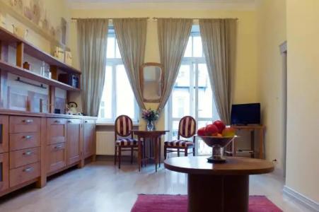 Chopin Boutique - 111