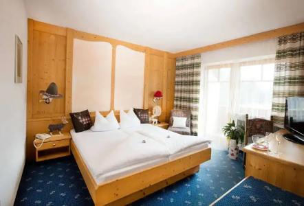 Bergidyll & Trofana - 2