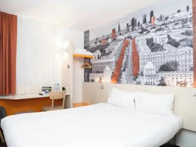 B&B Warszawa-Okęcie - 30