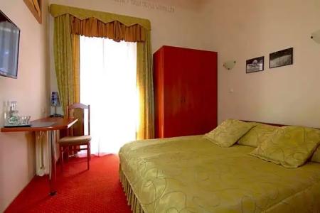 Ośrodek Szkoleniowo Wypoczynkowy "Nikifor" - 1