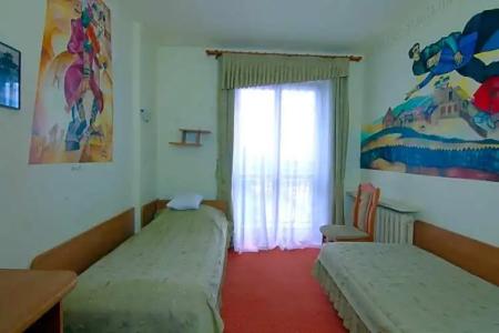 Ośrodek Szkoleniowo Wypoczynkowy "Nikifor" - 2