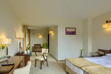 4 Pory Roku & Spa - 46