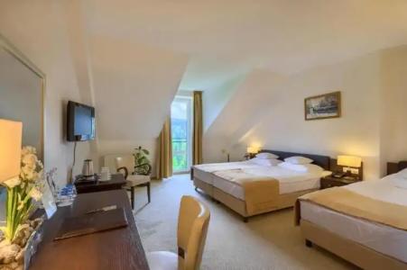 4 Pory Roku & Spa - 2