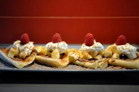 Garden House Apartments - 8