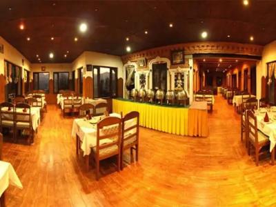 Himalayan Horizon - 22