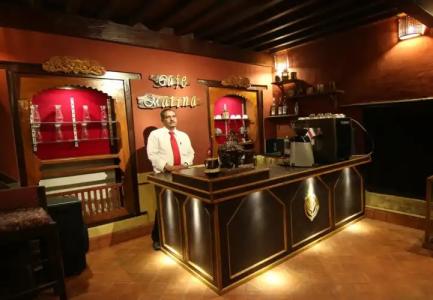 Himalayan Horizon - 15