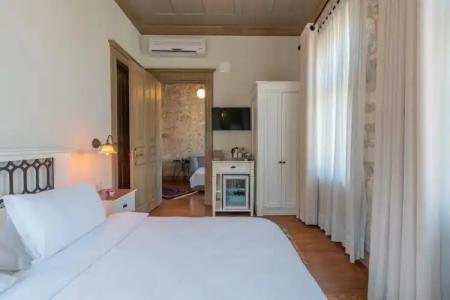 Elia by Ortunc (+8) - 5