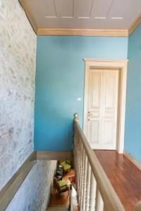 Elia by Ortunc (+8) - 13