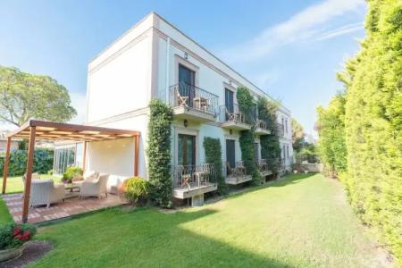 Elia by Ortunc (+8) - 60