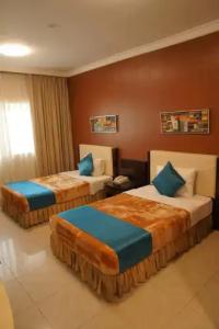 Crystal Plaza - 114