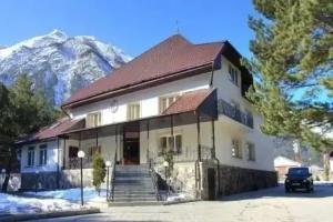 Ozon Landhaus Mini-hotel, Tegenekli