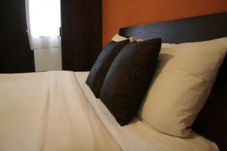 Mali Room - 1