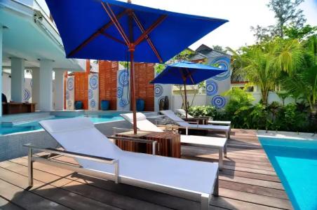 Beachfront Phuket - 19