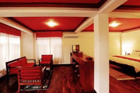 Shambaling Boutique - 63