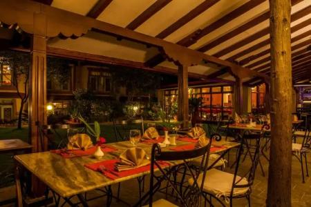 Shambaling Boutique - 18