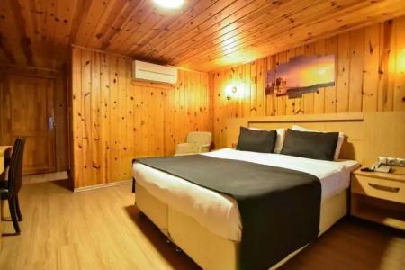 Sandal Otel - 138