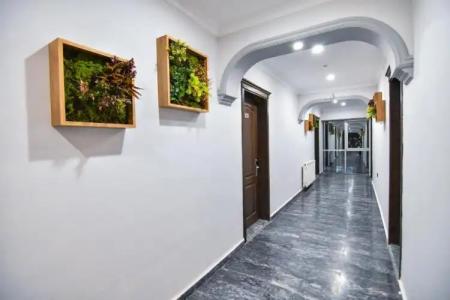 Sandal Otel - 110